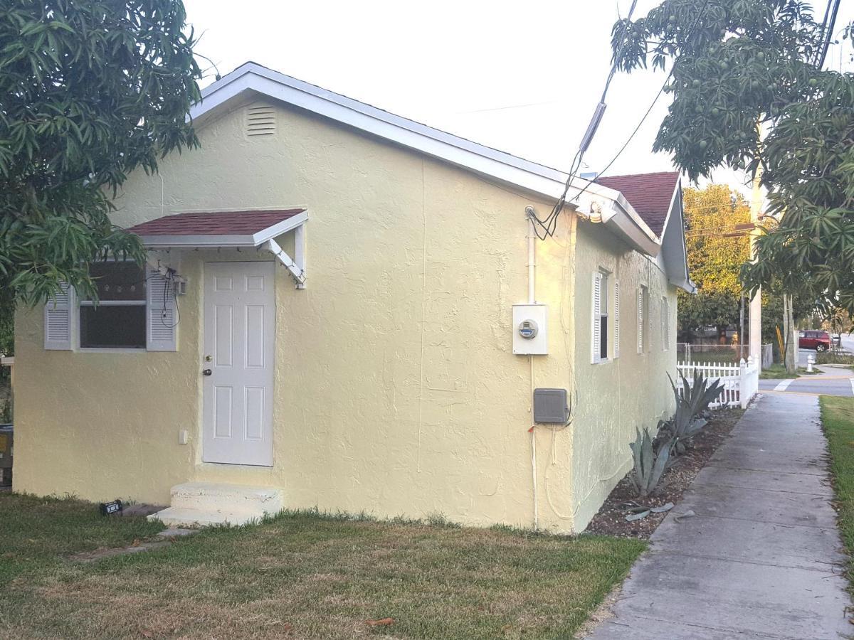 Casa Historica, a cozy 1940 cottage in Delray Beach, FL Exterior foto